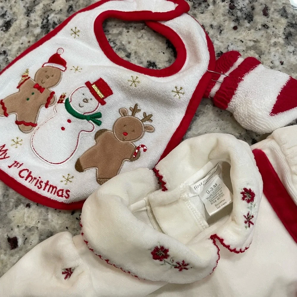 3 PC 1st Moments Charming White & Red Kids One Piece w Matching Bib & Socks 0-3M